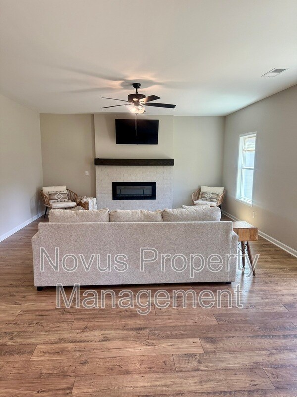 Building Photo - 148 Cedar Pk Wy