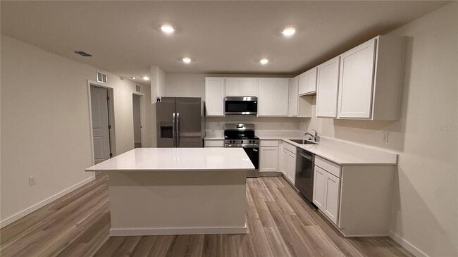 Building Photo - 7749 SW 46th Ct