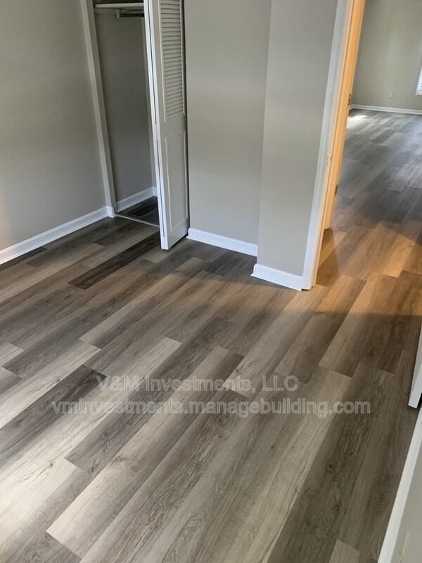 Building Photo - 3837 Wem Dr