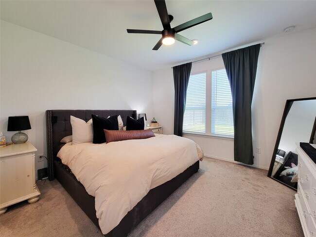 Building Photo - 17986 Plow Beam Dr