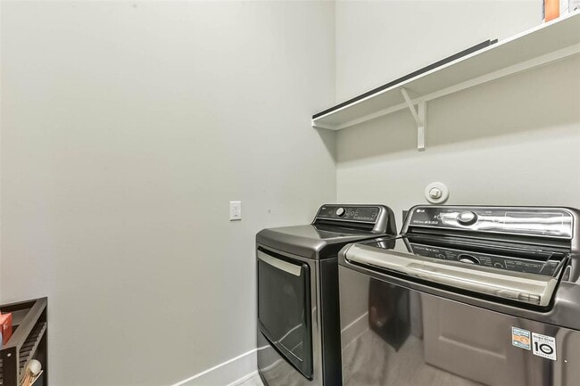 Building Photo - 10914 Brookeshire Chase Ln