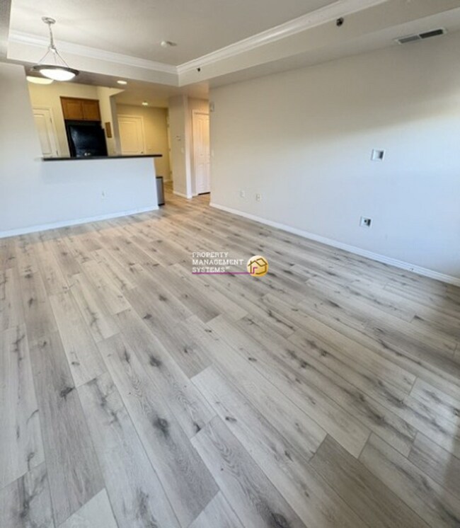 Building Photo - 5 S 500 W