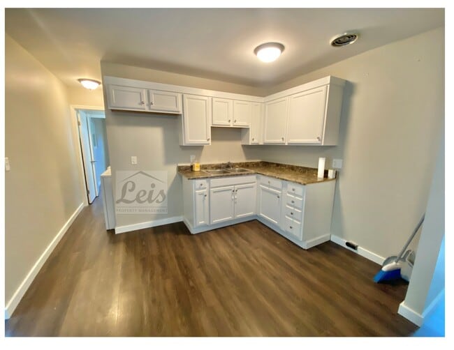 Building Photo - 1473 Skylark Dr