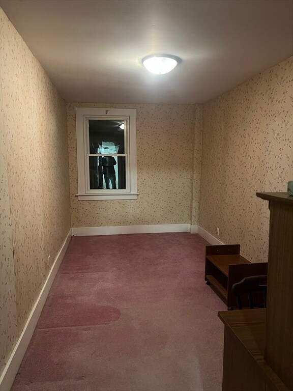 Building Photo - 143 Main St