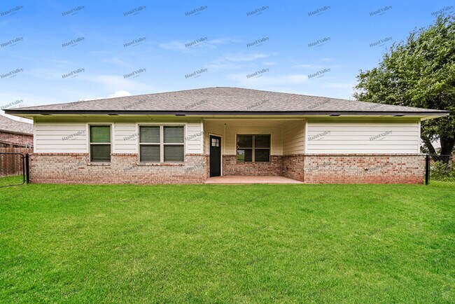 Building Photo - 3707 Black Forrest Ct