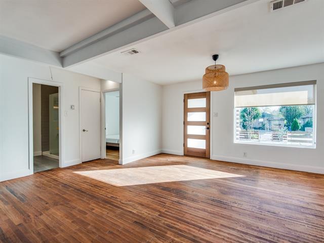 Building Photo - 3739 Almazan Dr