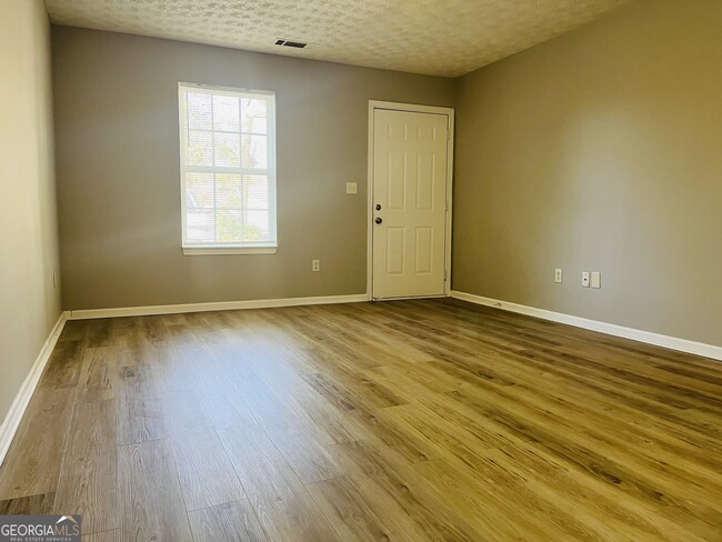 Building Photo - 105 Granite St