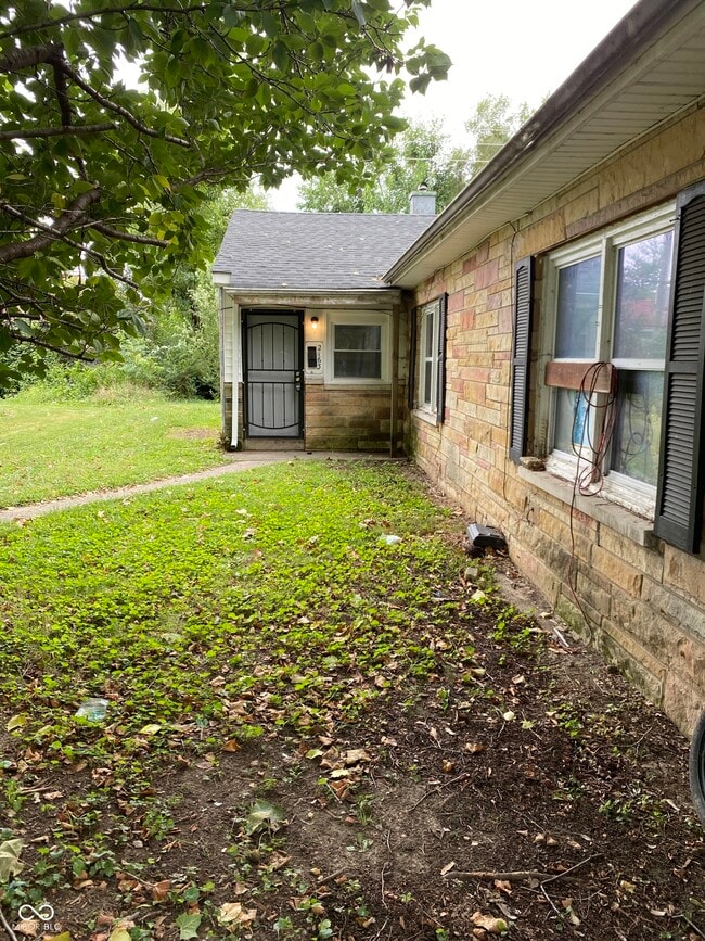 Primary Photo - 2163 Admiral Dr