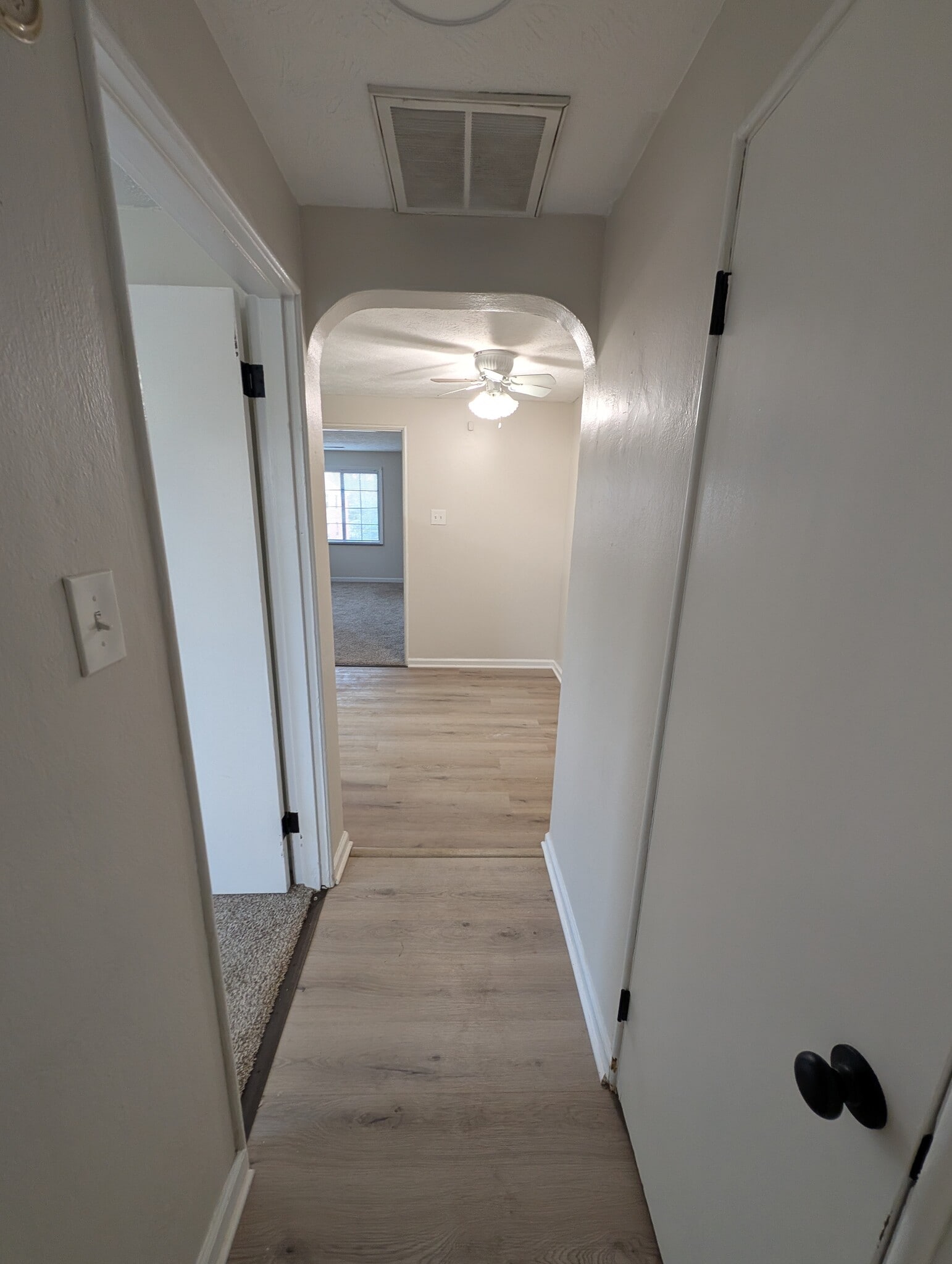 Building Photo - 515 Corona Ave