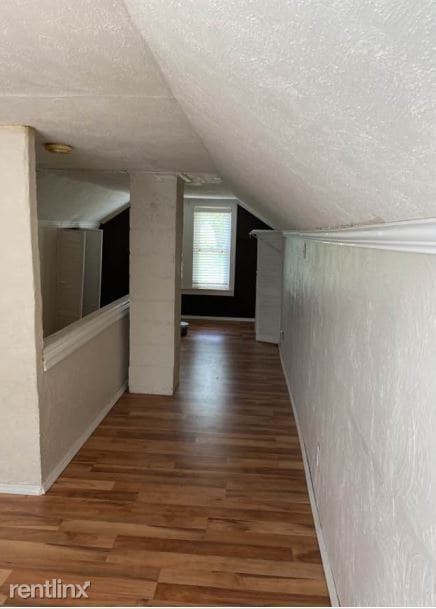 Building Photo - 3 br, 1 bath House - 907 W Webster St