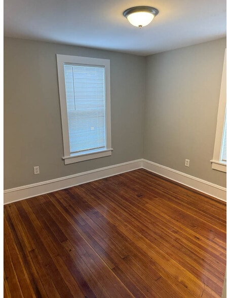 4th bedroom in upper level - 43 Arthur St