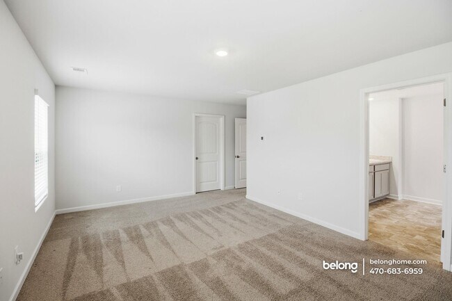 Building Photo - 8279 Bluewater Dr