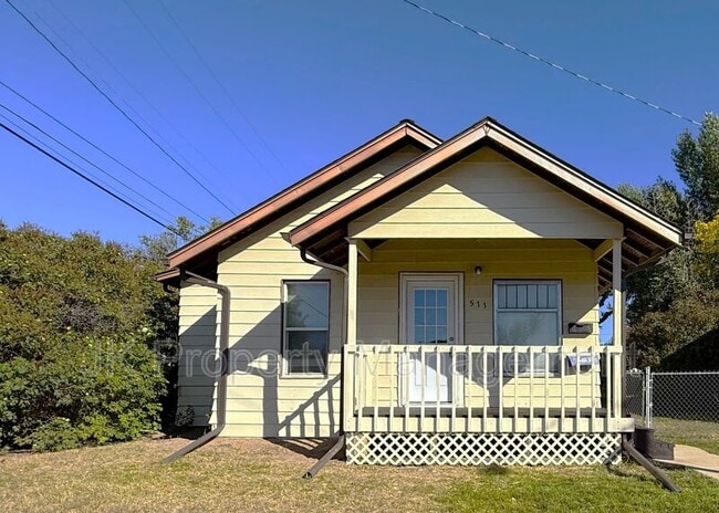 Primary Photo - 511 33rd St N