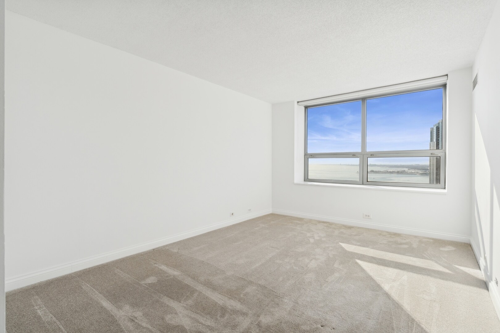 Building Photo - 474 N Lake Shore Dr