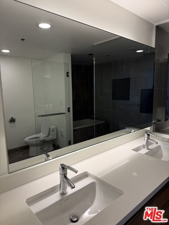 Building Photo - 3785 Wilshire Blvd