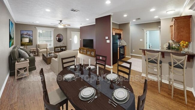 Building Photo - 2830 Horseback Dr