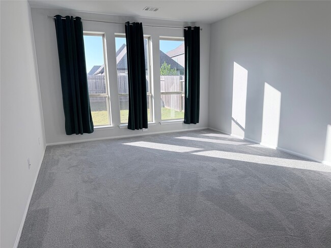 Building Photo - 10503 Shining Dawn Wy