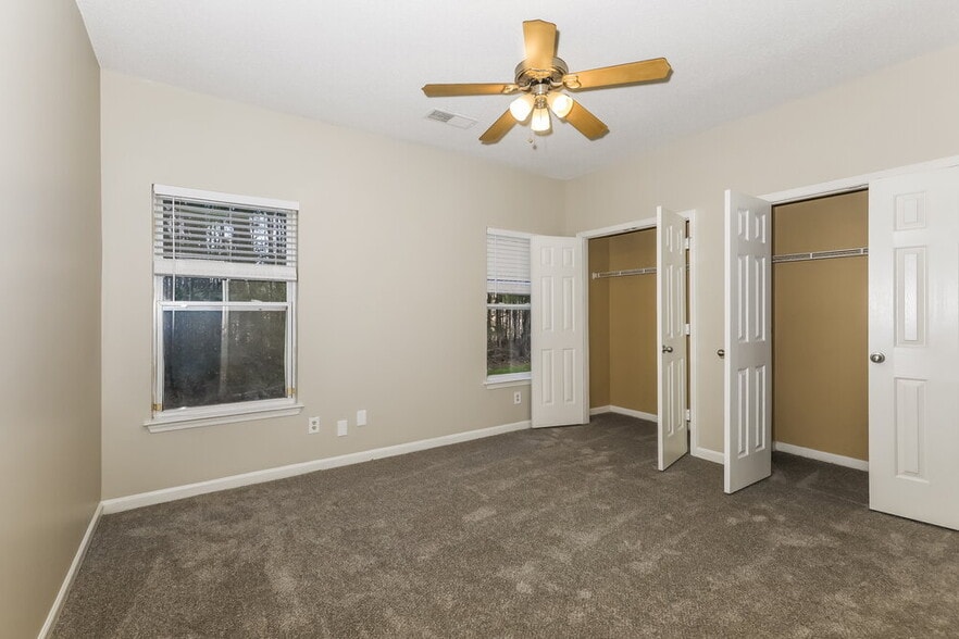 Building Photo - 2249 Crossrail Dr