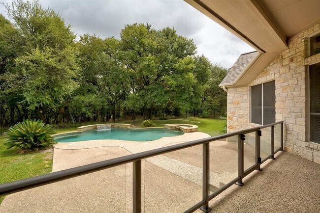Building Photo - 40 Lovegrass Ln