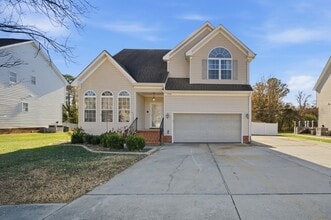 Building Photo - Quailshire Estates 4 Bed, 2.5 Bath Home in Chesapeake, VA