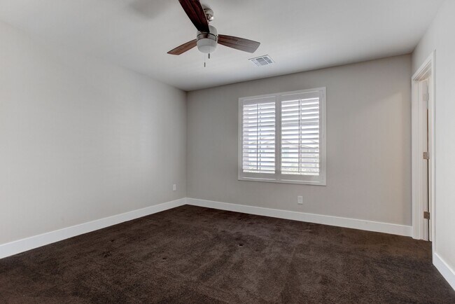 Building Photo - 9020 Nopah Peak Ct