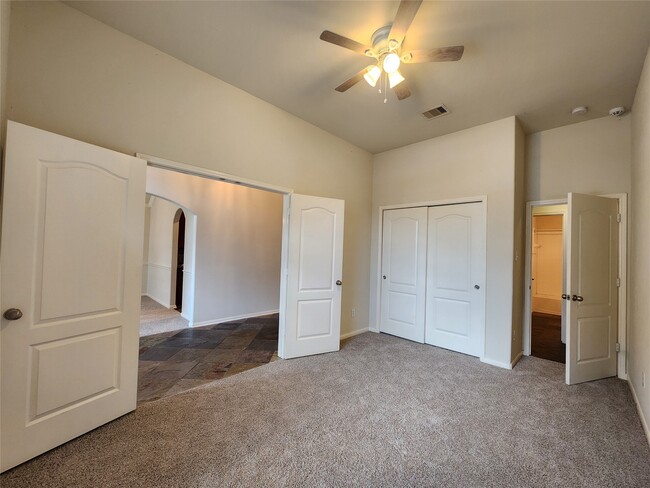 Building Photo - 15135 Heron Meadow Ln