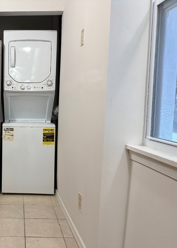 Building Photo - 110 W Hamburg St