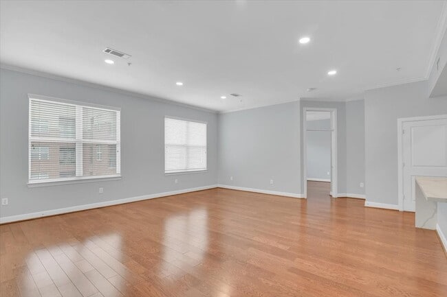 Building Photo - 300 St Joseph Pkwy