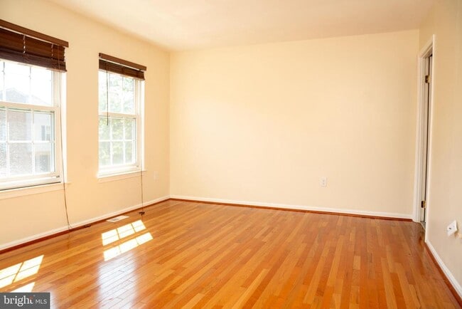 Building Photo - 3728 Capulet Terrace