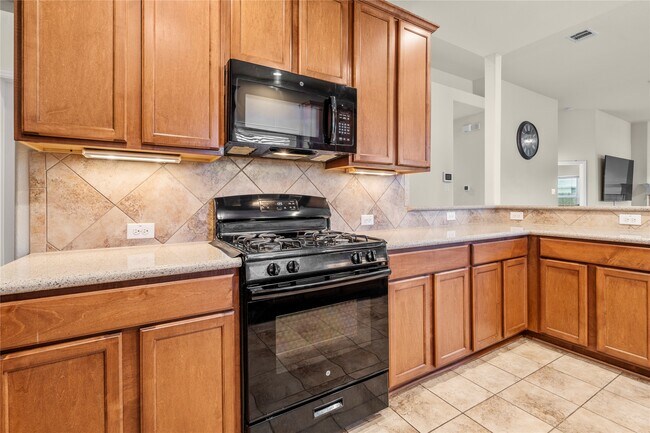 Building Photo - 12725 Pirate Bend Dr