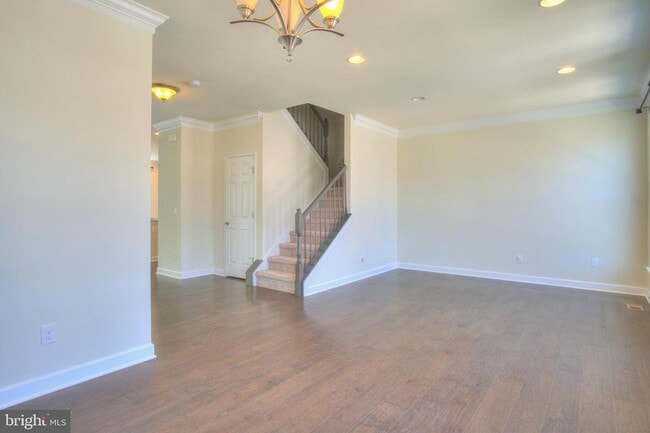 Building Photo - 42629 Oak Pk Sq