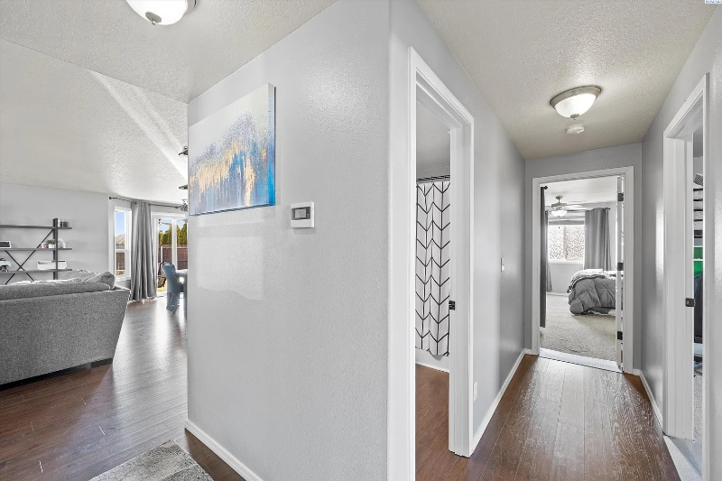 Building Photo - 5508 Jefferson Dr