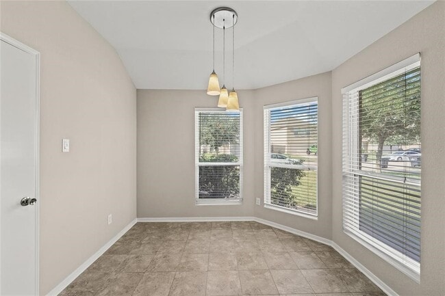 Building Photo - 3006 Madison Elm St