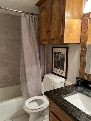 Building Photo - 4112 Hideaway Ln