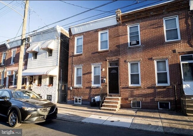 Building Photo - 2663 Belgrade St