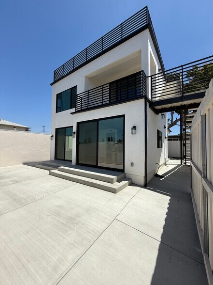 Building Photo - 615 Manchester Terrace