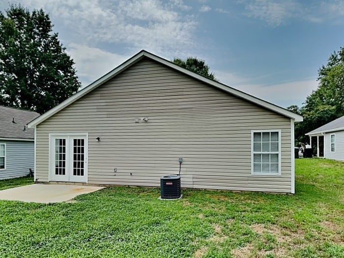 Building Photo - 3059 Champion Ln SW