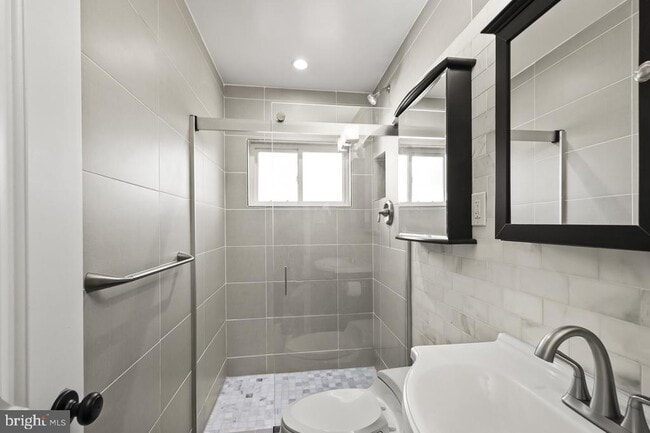 Building Photo - 6313 Tone Dr