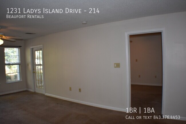 Building Photo - 1231 Ladys Island Dr