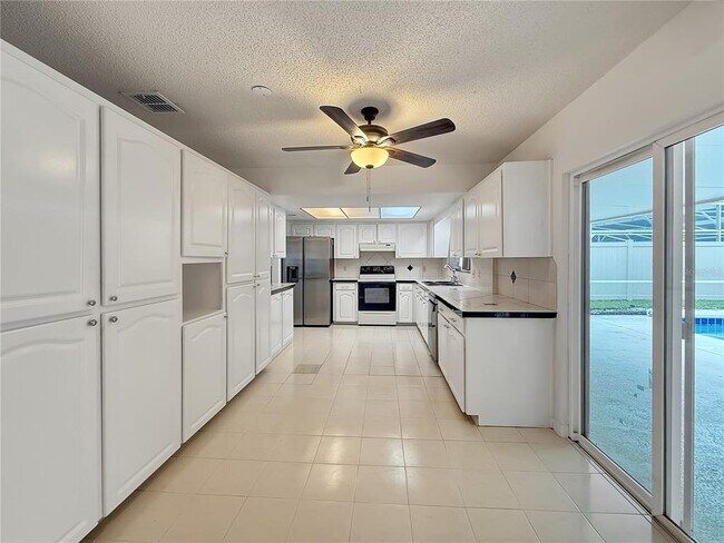 Building Photo - 7308 Wethersfield Dr