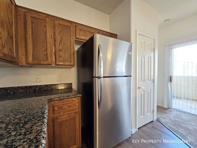 Building Photo - 4005 Pepper Thorn Ave