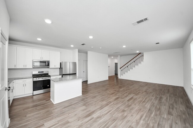 Building Photo - 1325 Grass Bnd Dr