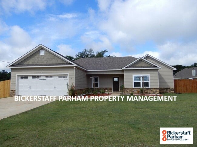 Building Photo - Updated home with an open floor plan, must see!