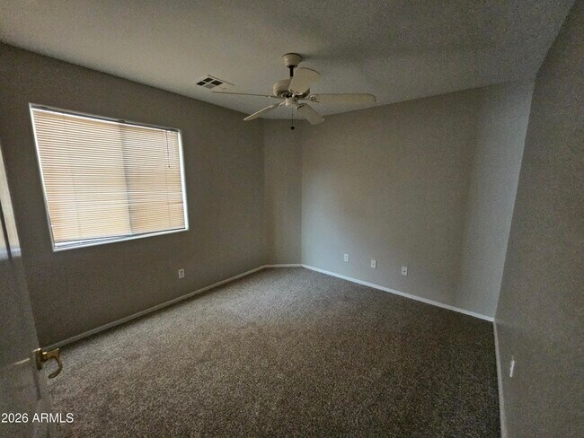 Building Photo - 43826 W Lindgren Dr