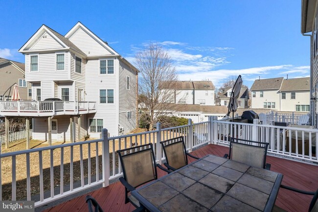 Building Photo - 409 Phelps St