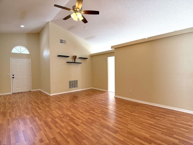 Building Photo - Lovely 4-Bed 2 Bath Pool Home in the Desirable Four Corners Area! Lawn Care & Pool Maintenance In...
