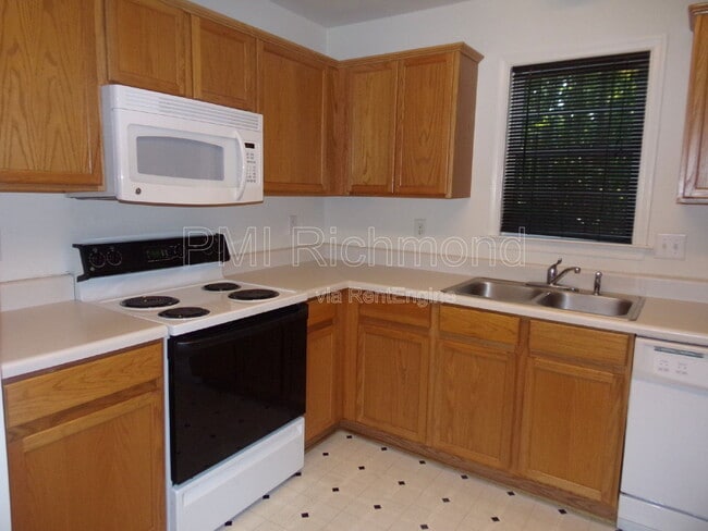 Building Photo - 13908 Bridgetown Cir