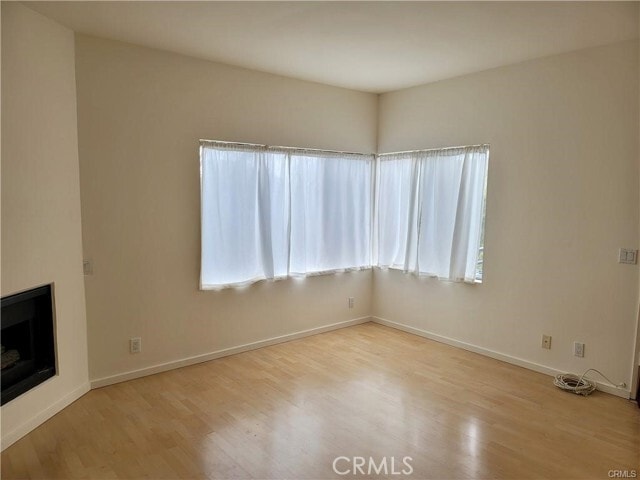 Building Photo - 360 S Los Robles Ave