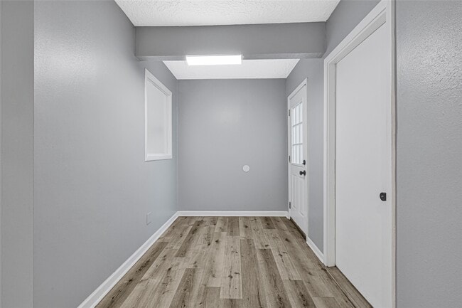 Building Photo - 2131 Counter Point Dr