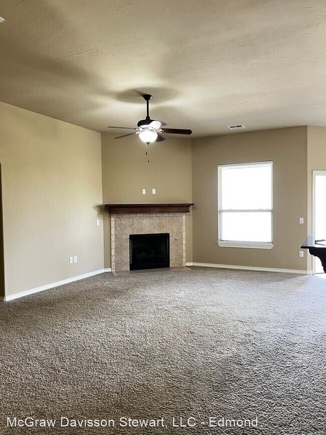 Building Photo - 3 br, 2 bath House - 1625 Savannah Lane